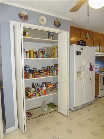1186 Pleasant Ridge Road Goodspring, TN 38460 - Photo 15 of 20 a view of refrigerator cabinets