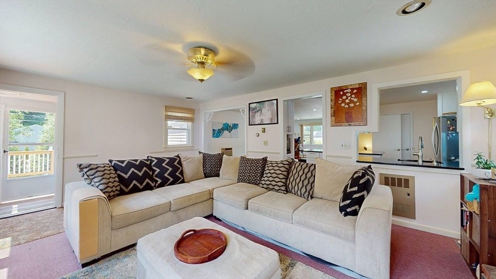 10 Pine Tree Lane Worcester, MA 01609 - Photo 12 of 42