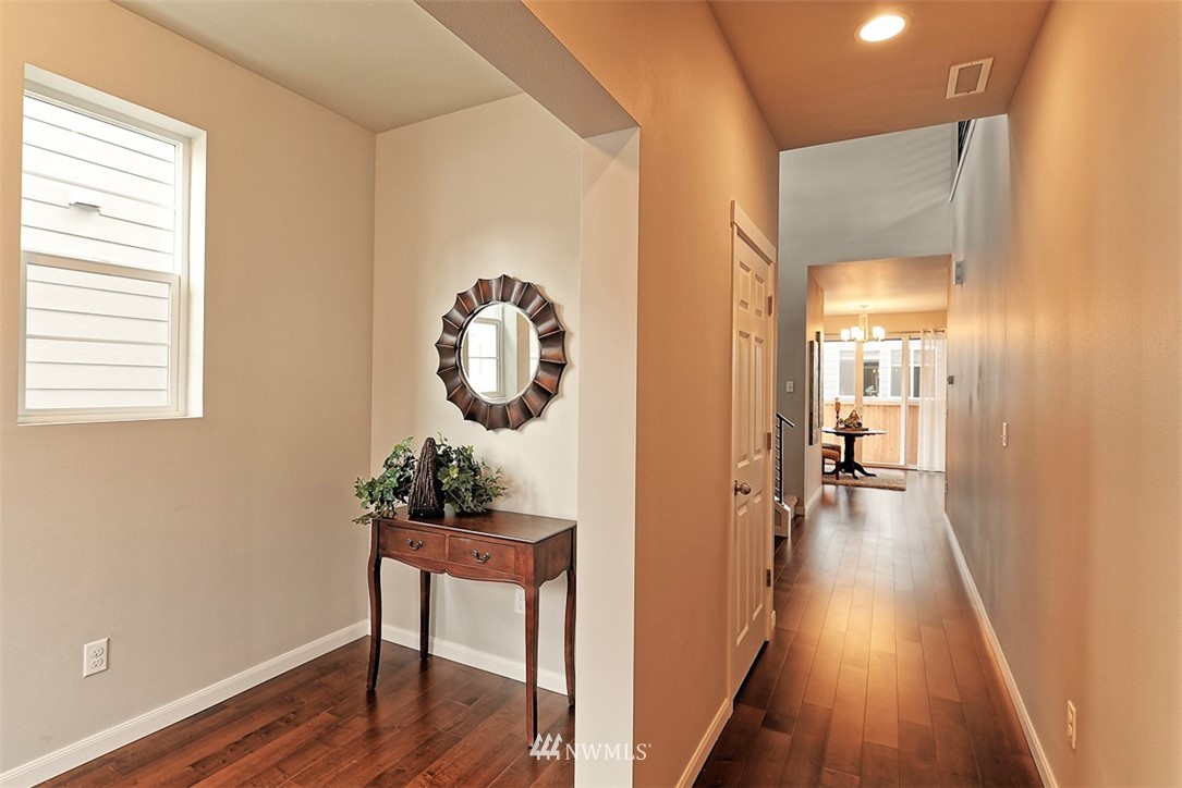 17804 36th Avenue Southeast Bothell, WA 98012 - Photo 2 of 25 Gallery Image 2