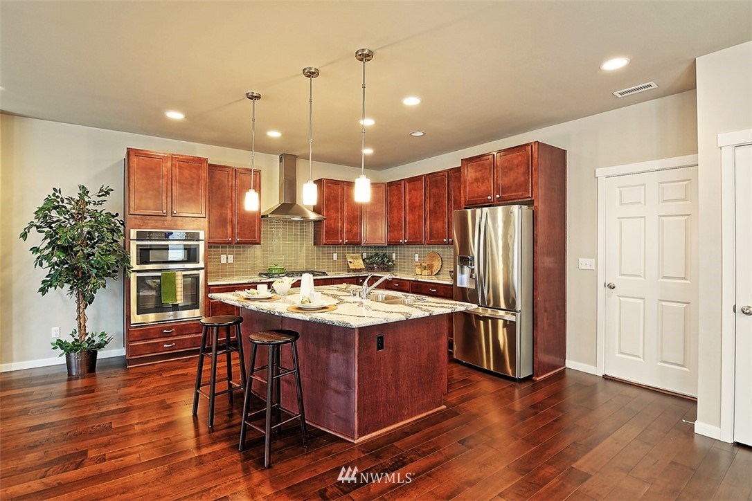 17804 36th Avenue Southeast Bothell, WA 98012 - Photo 5 of 25 Gallery Image 5