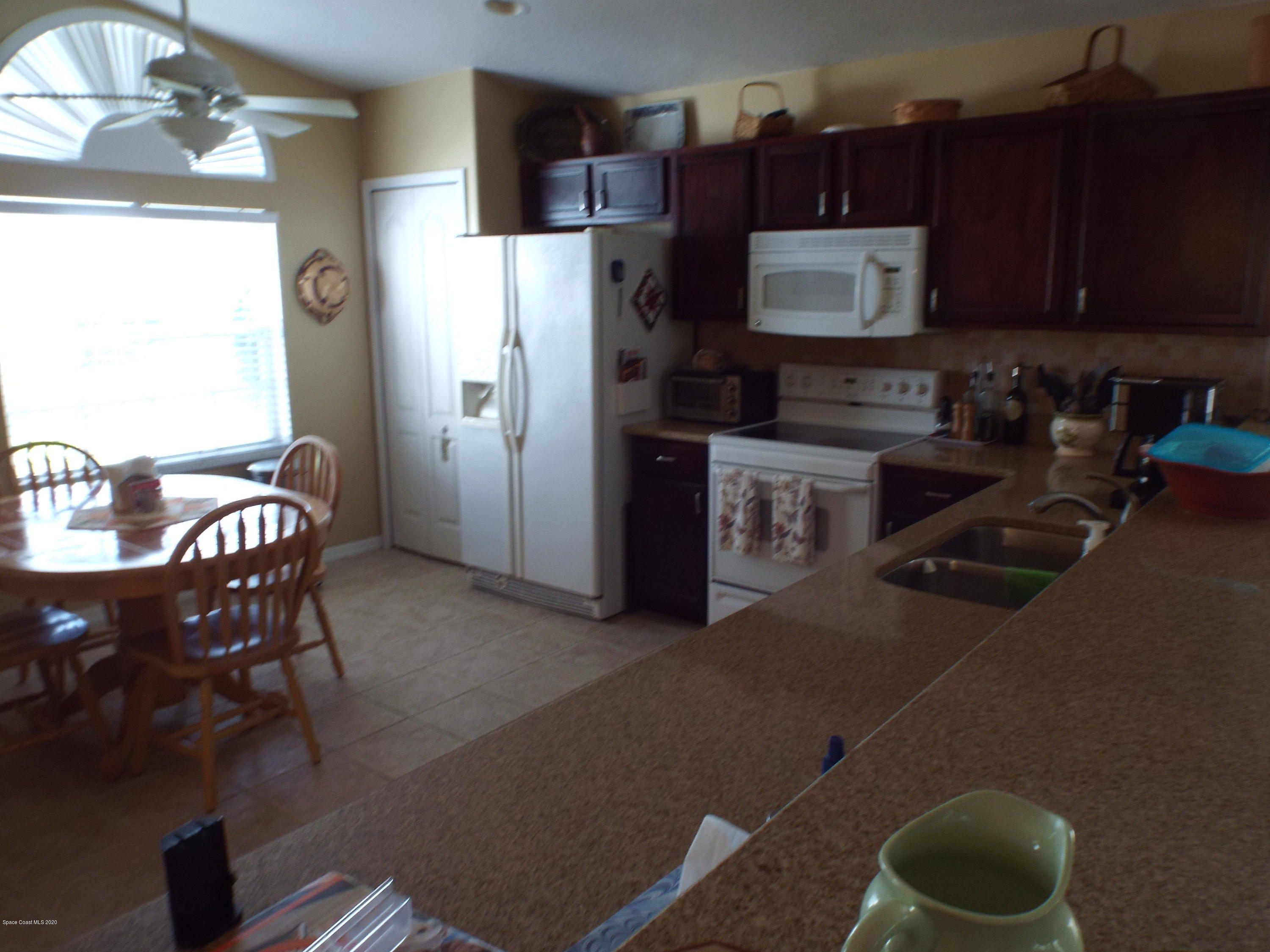 2112 Spring Creek 003