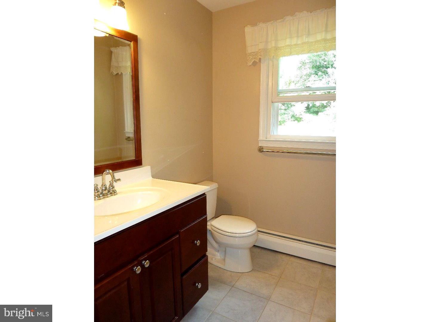 42 Pheasant Road Doylestown, PA 18901 - Photo 15 of 22 Master Bathroom