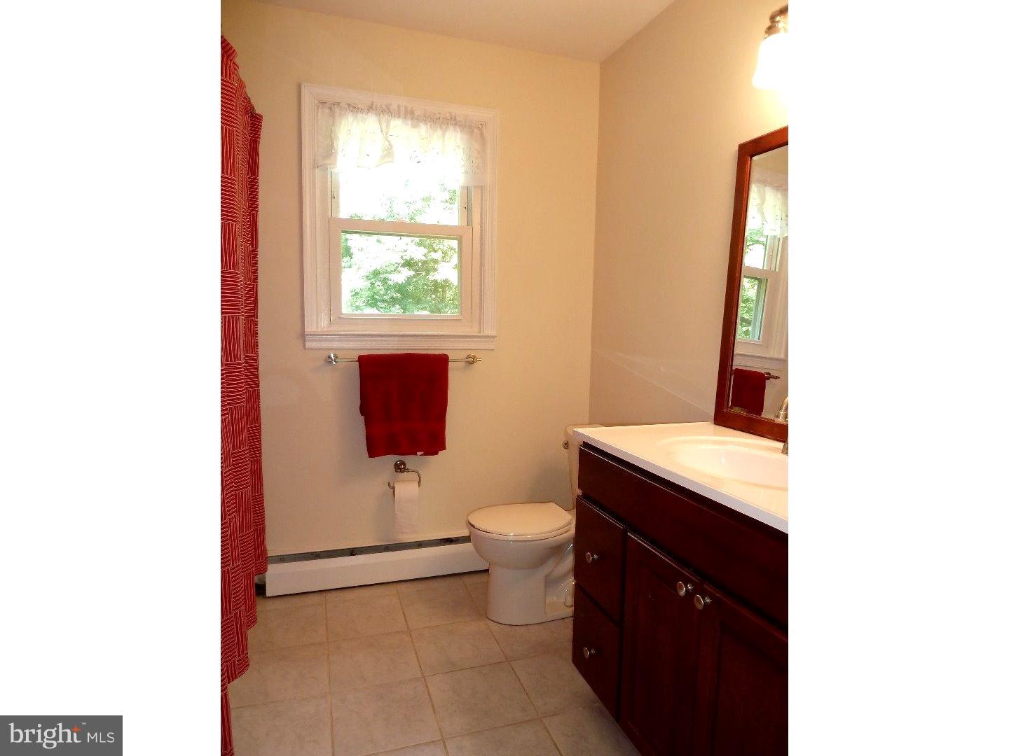 42 Pheasant Road Doylestown, PA 18901 - Photo 19 of 22 Bathroom