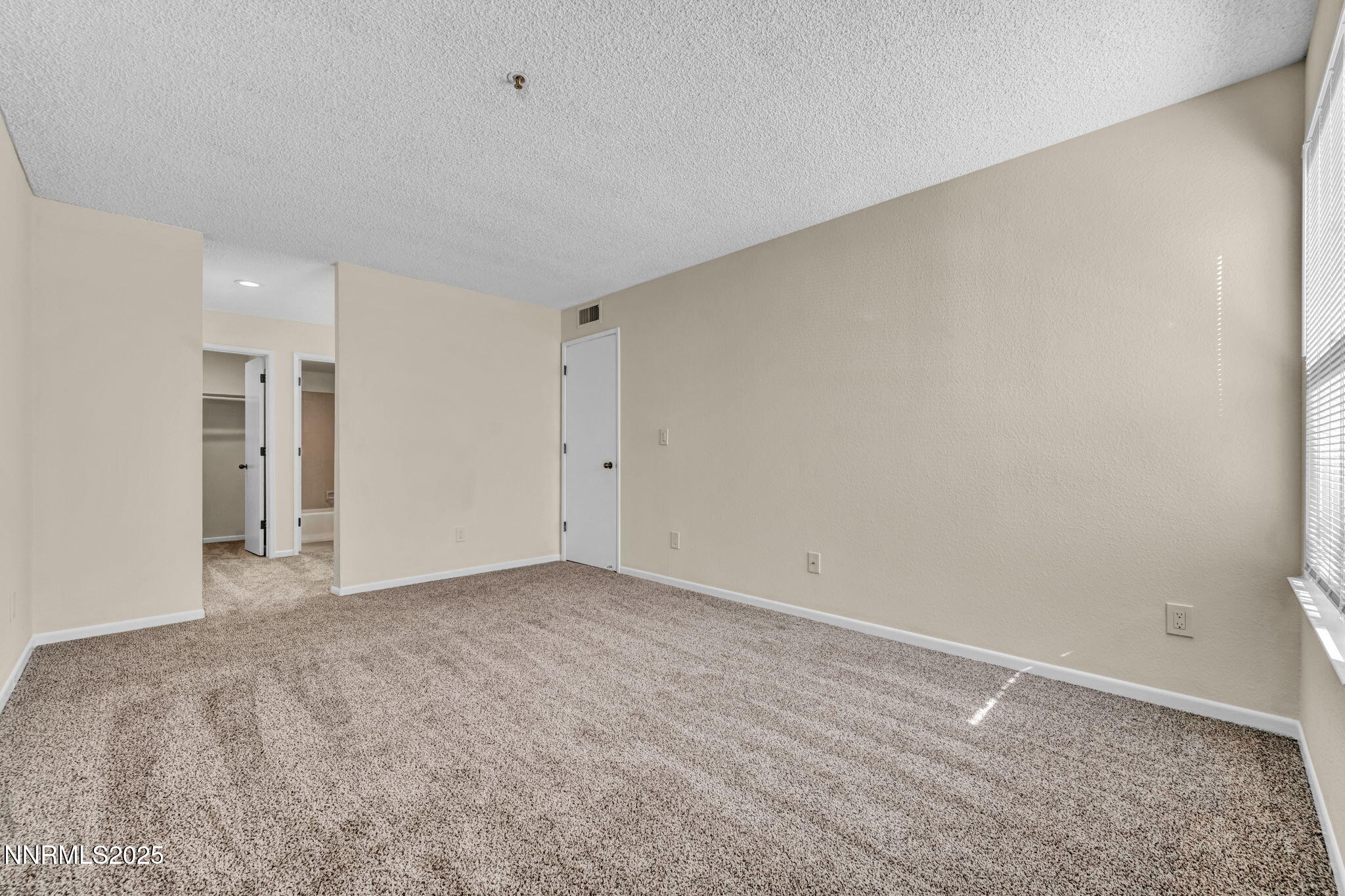 3095 Lakeside Drive, Unit 102 Reno, NV 89509 - Photo 17 of 31 25-web-or-mls-3095-lakeside-dr-102