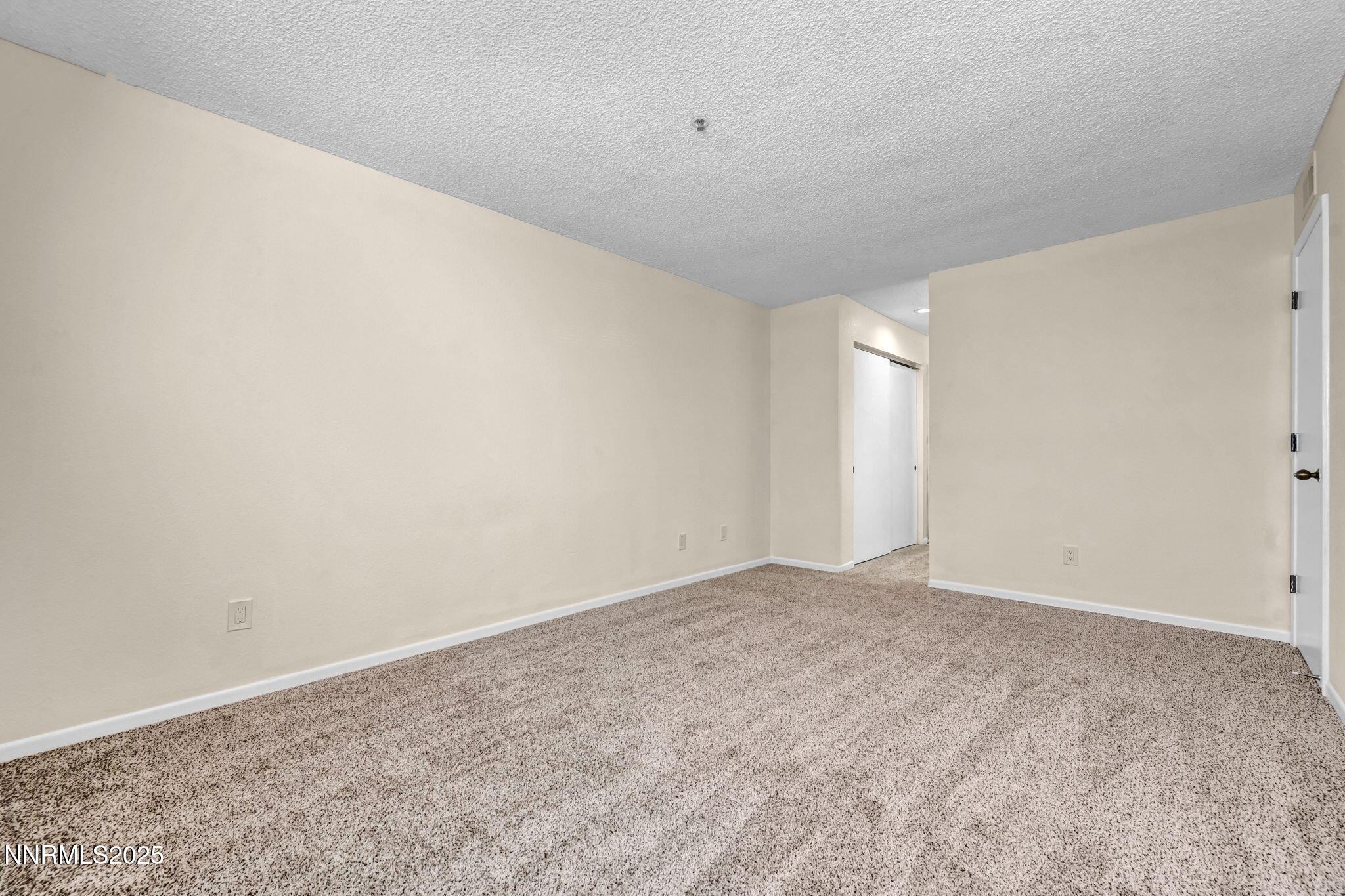 3095 Lakeside Drive, Unit 102 Reno, NV 89509 - Photo 18 of 31 26-web-or-mls-3095-lakeside-dr-102