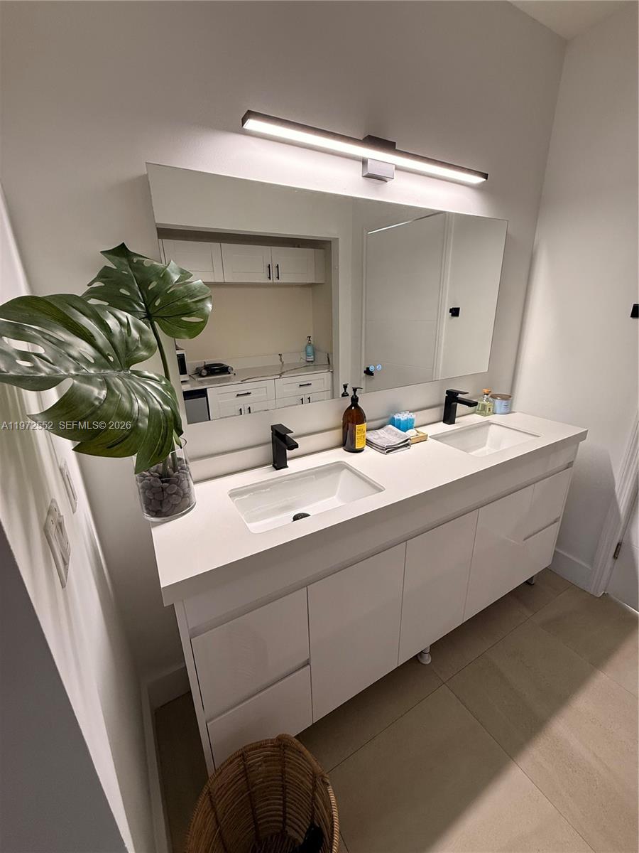 5648 Southwest 5th Terrace Miami, FL 33134 - Photo 15 of 19