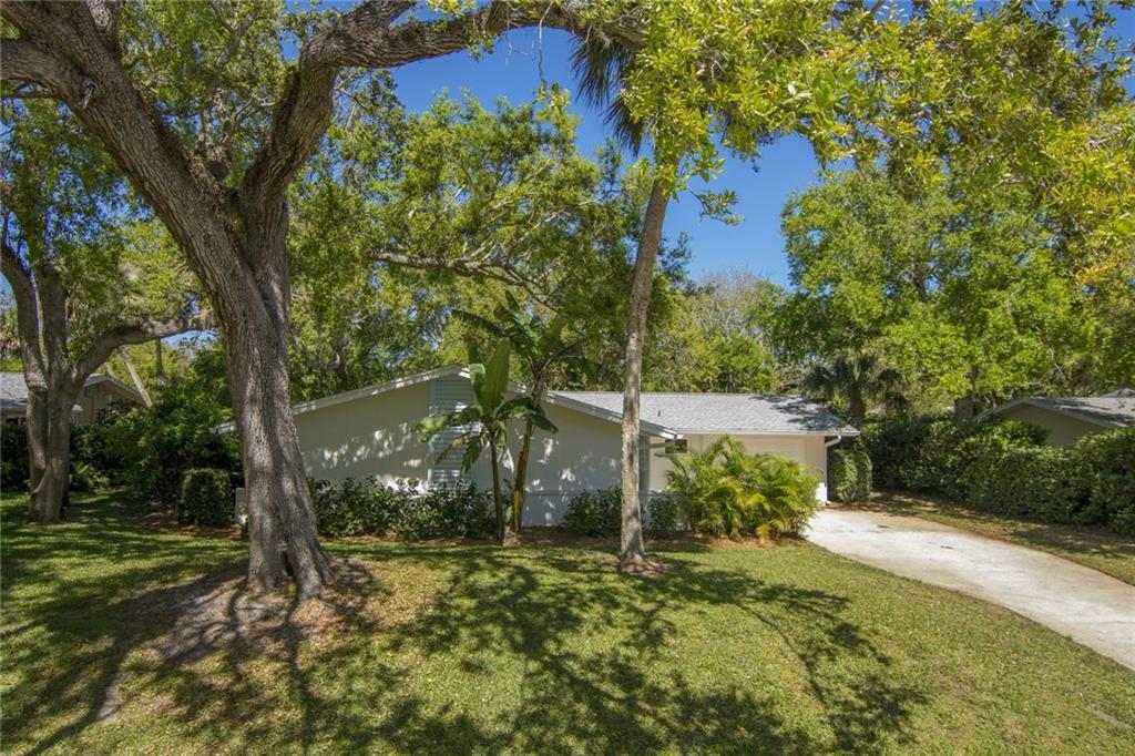 365 Fiddlewood Road Vero Beach, FL 32963 - Photo 1 of 36 Gallery Image 1
