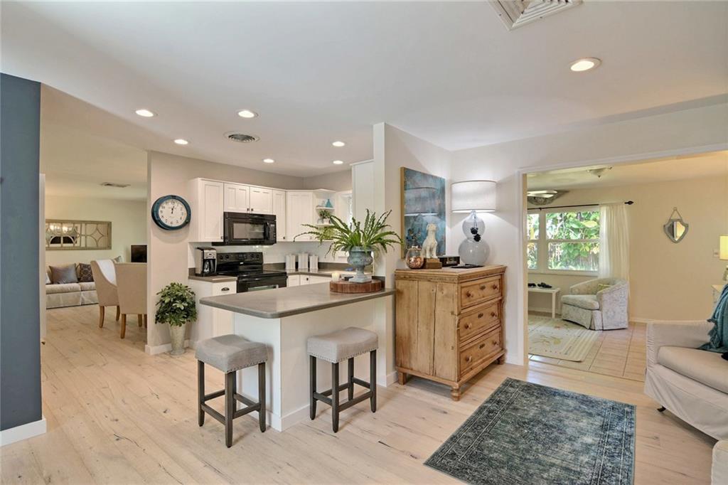 365 Fiddlewood Road Vero Beach, FL 32963 - Photo 11 of 36 Gallery Image 11
