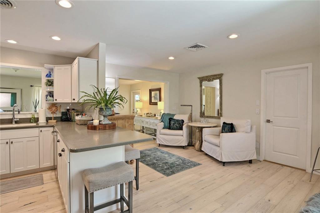 365 Fiddlewood Road Vero Beach, FL 32963 - Photo 3 of 36 Gallery Image 3