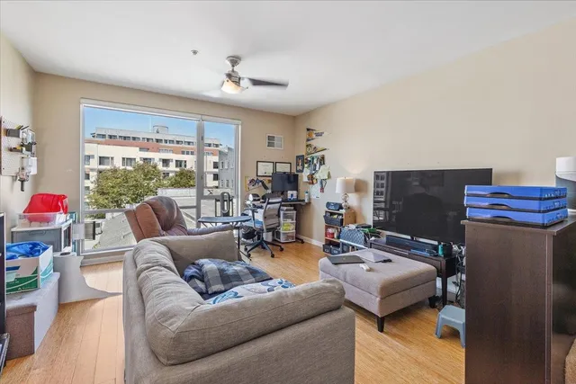 $279,950 | 200 2nd Street, Unit 309, Oakland, CA 94607