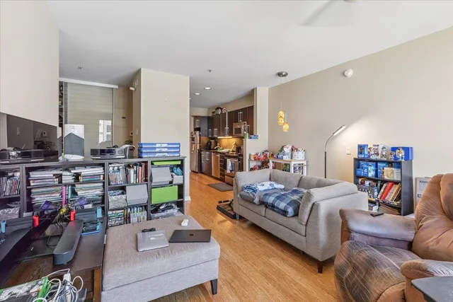 $279,950 | 200 2nd Street, Unit 309, Oakland, CA 94607