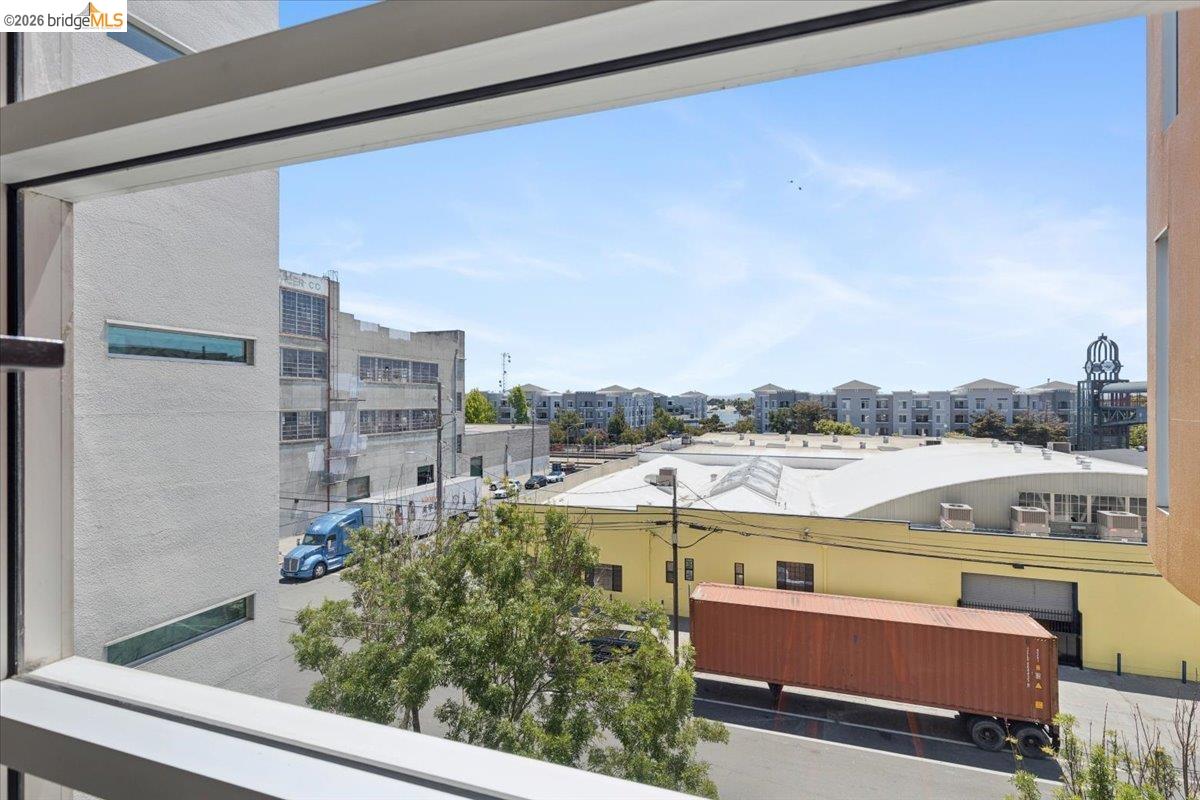 200 2nd Street, Unit 309 Oakland, CA 94607 - Photo 17 of 24