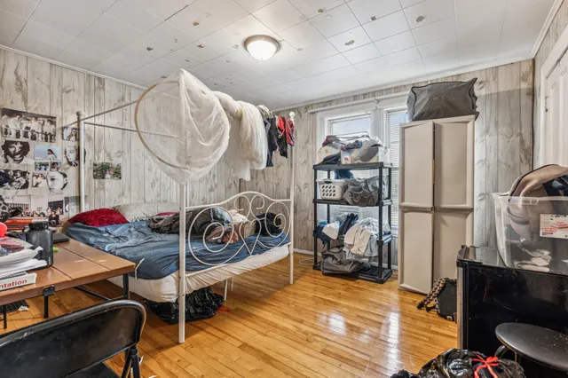 $201,900 | 760 Minnehaha Avenue East, St. Paul, MN 55106