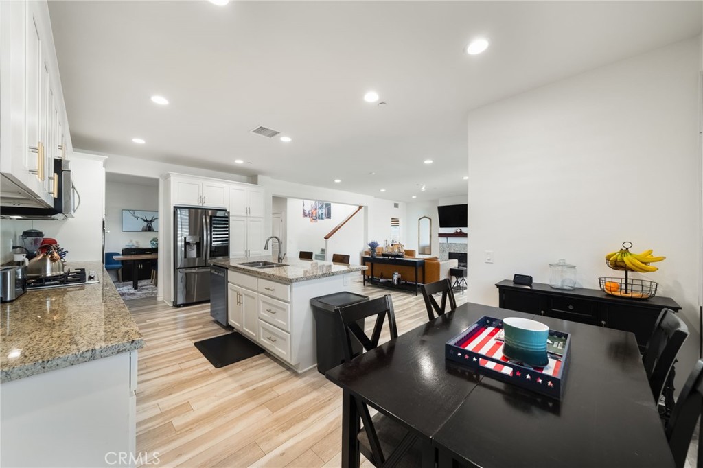 12023 Knoefler Drive Riverside, CA 92505 - Photo 11 of 56