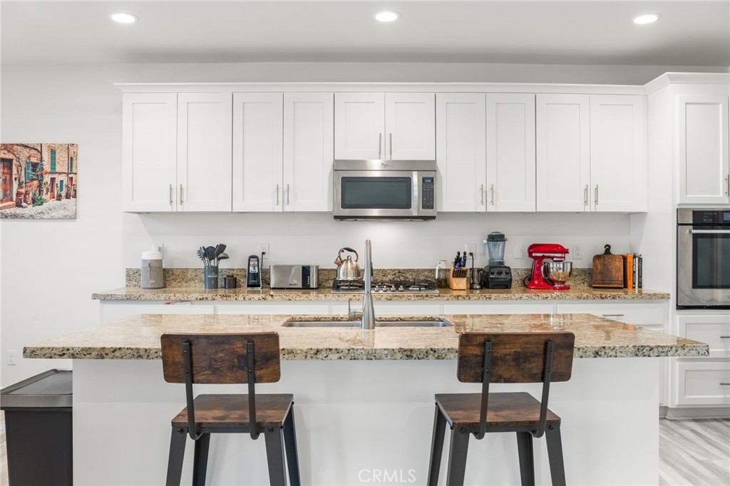 12023 Knoefler Drive Riverside, CA 92505 - Photo 14 of 56