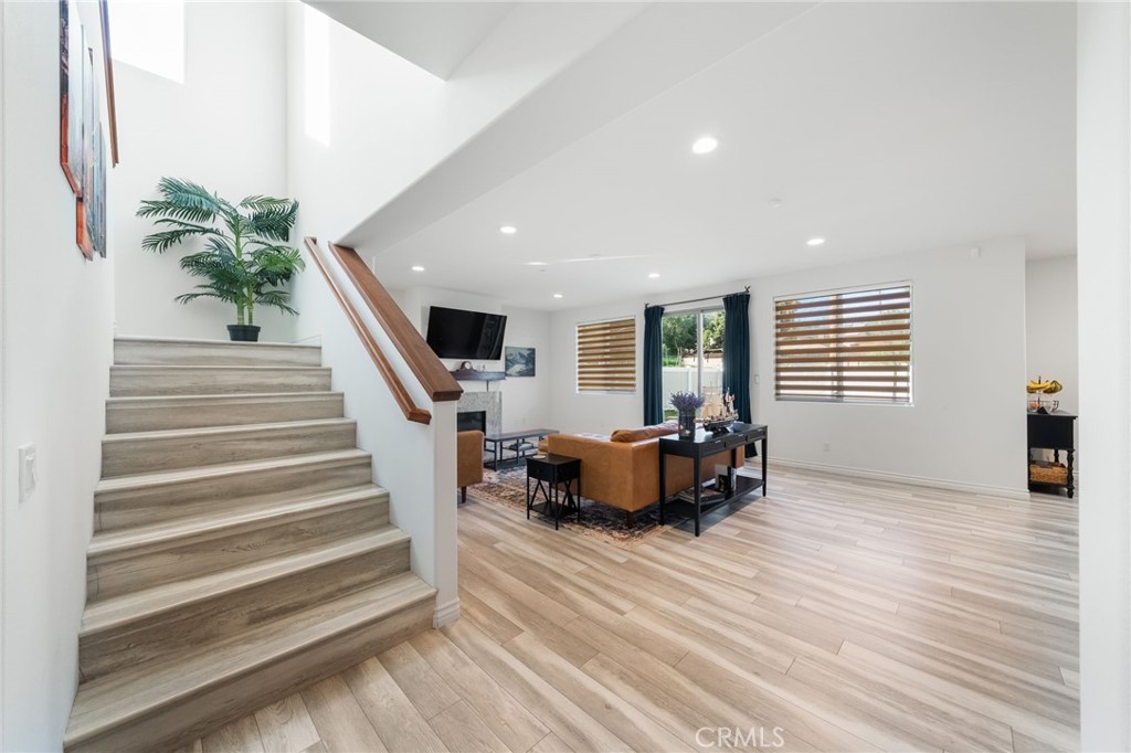 12023 Knoefler Drive Riverside, CA 92505 - Photo 16 of 56