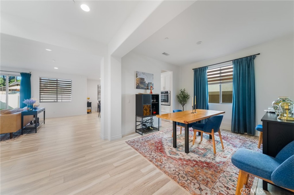 12023 Knoefler Drive Riverside, CA 92505 - Photo 6 of 56