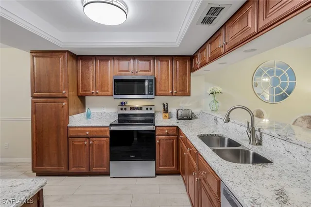 $3,500 | 12500 Cold Stream Drive, Unit 305, Fort Myers, FL 33912