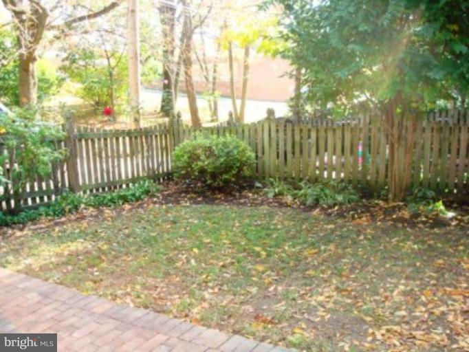 7209 Lanark Road Baltimore, MD 21212 - Photo 8 of 15 a view of a backyard