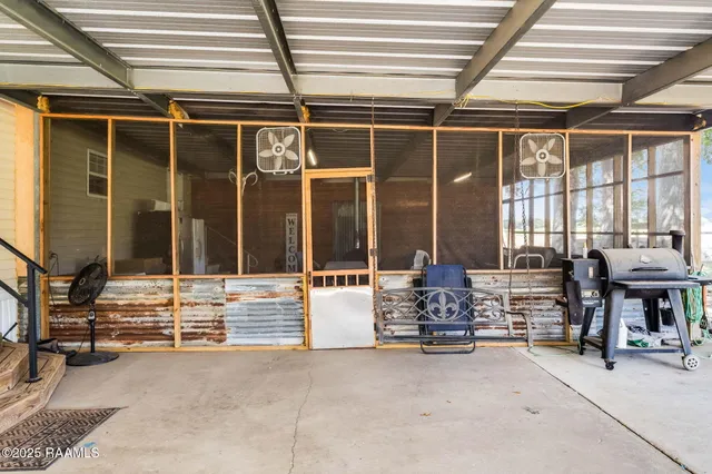 $239,000 | 2010 Highway 31, Arnaudville, LA 70512