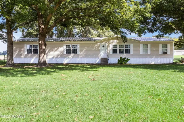 $239,000 | 2010 Highway 31, Arnaudville, LA 70512