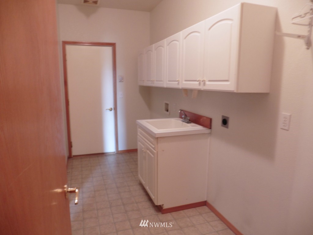 18124 Cider Court Southwest Rochester, WA 98579 - Photo 10 of 21