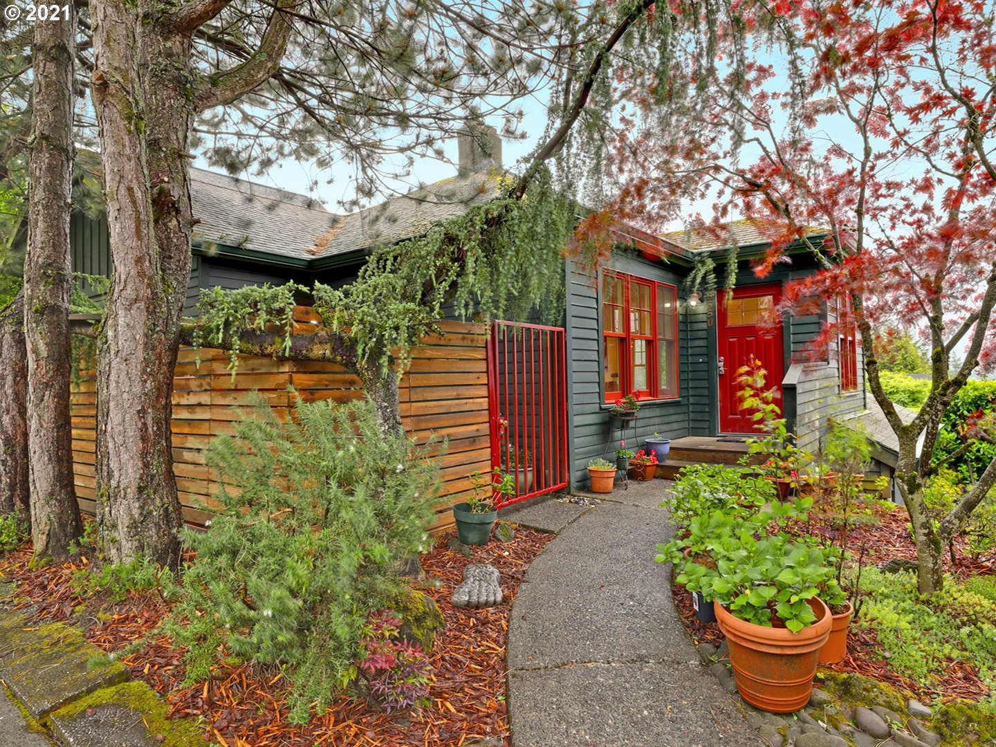 3550 Southwest Woods Street Portland, OR 97221 - Photo 1 of 22 Gallery Image 1