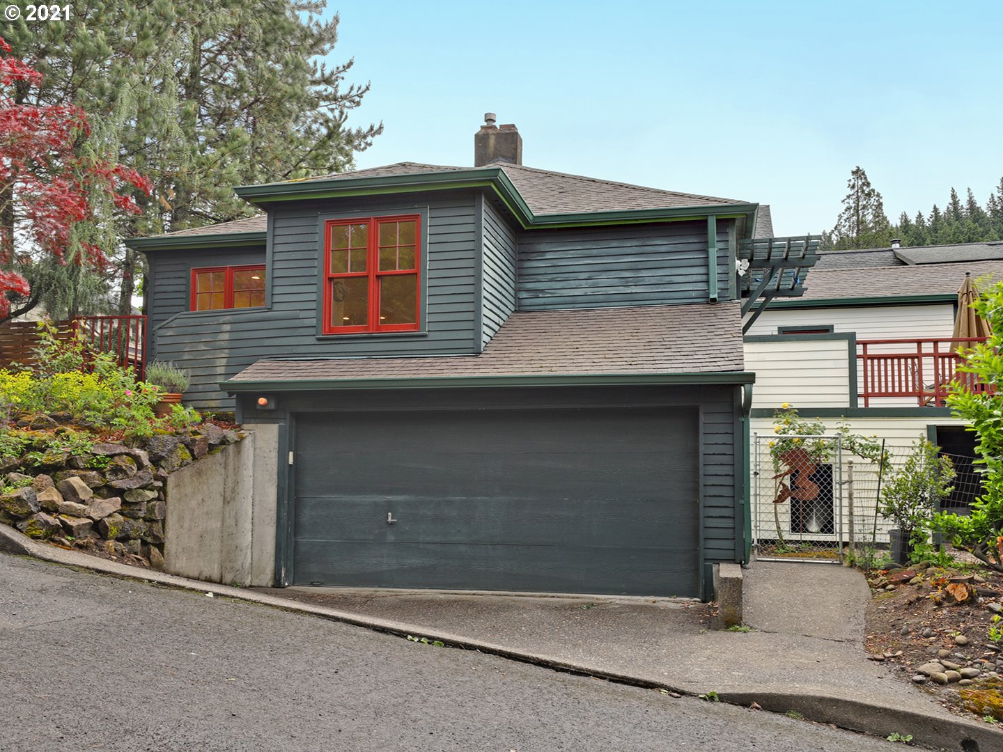 3550 Southwest Woods Street Portland, OR 97221 - Photo 2 of 22 Gallery Image 2