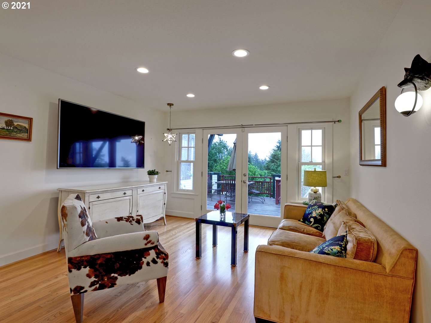 3550 Southwest Woods Street Portland, OR 97221 - Photo 4 of 22 Gallery Image 4
