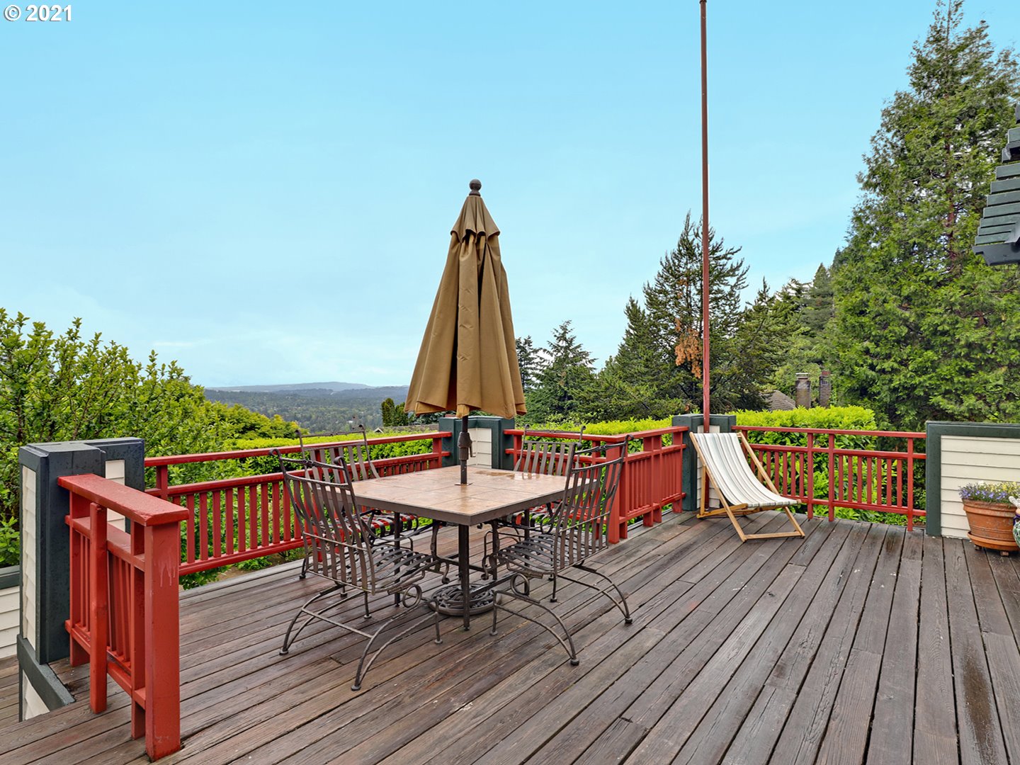 3550 Southwest Woods Street Portland, OR 97221 - Photo 6 of 22 Gallery Image 6