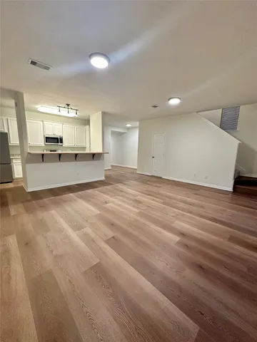 $1,500 | 176 Binnacle Court, Unit A, Willis, TX 77318