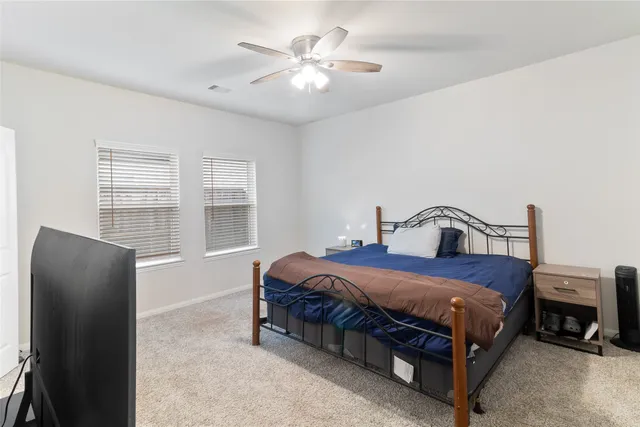 $269,800 | 214 Water Grass Trail, Clute, TX 77531