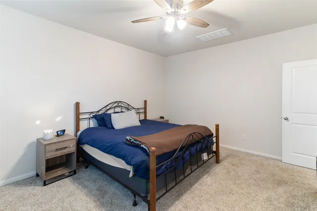 $269,800 | 214 Water Grass Trail, Clute, TX 77531