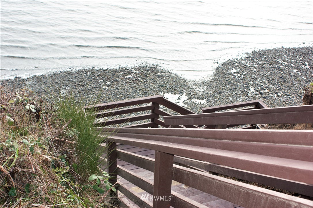 200 East Sund Road Grapeview, WA 98546 - Photo 36 of 40