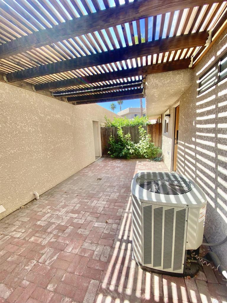 34354 Laura Way Rancho Mirage, CA 92270 - Photo 6 of 24
