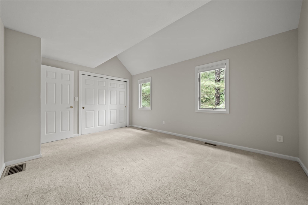 8 Country Meadow Road, Unit 8 Haverhill, MA 01832 - Photo 14 of 35 Gallery Image 14