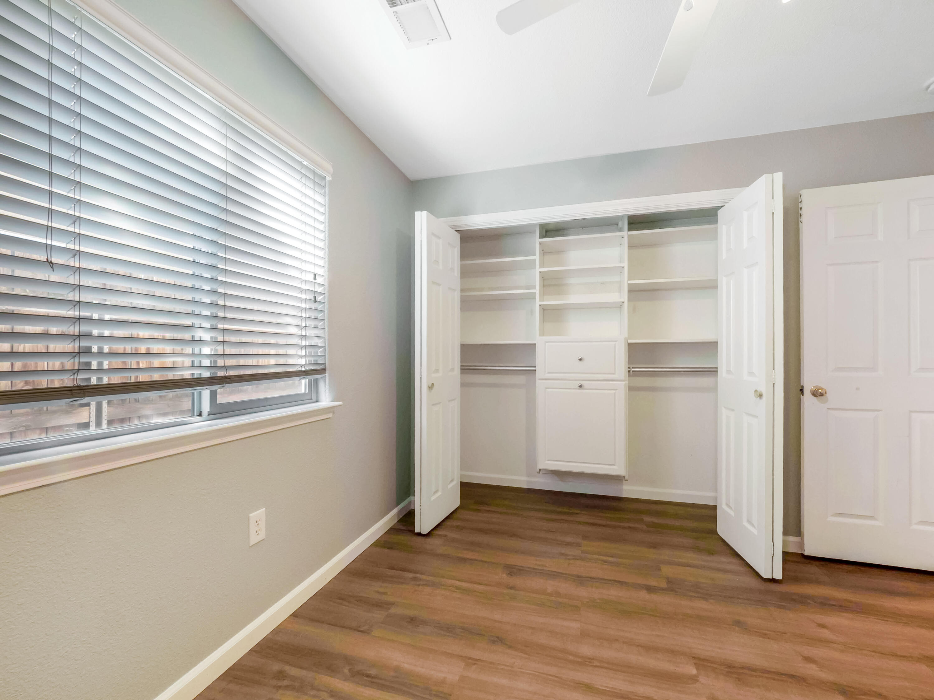 697 Leta Mae Court Exeter, CA 93221 - Photo 22 of 33 Bedroom 2