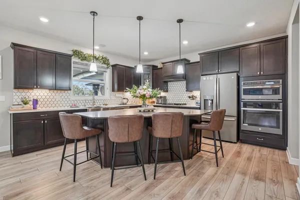 $872,900 | 5928 Pinnacle Circle, Prior Lake, MN 55372