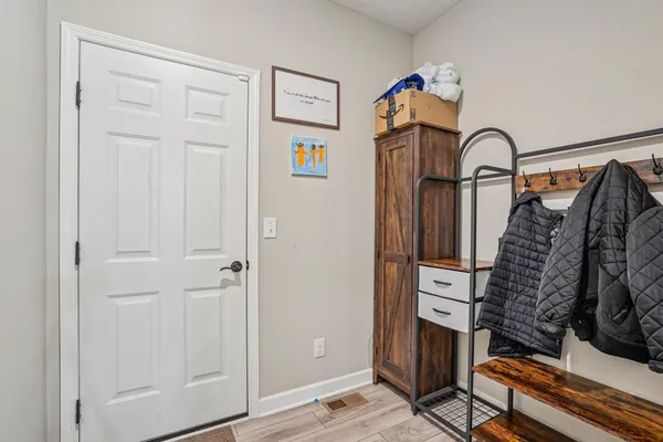 $872,900 | 5928 Pinnacle Circle, Prior Lake, MN 55372