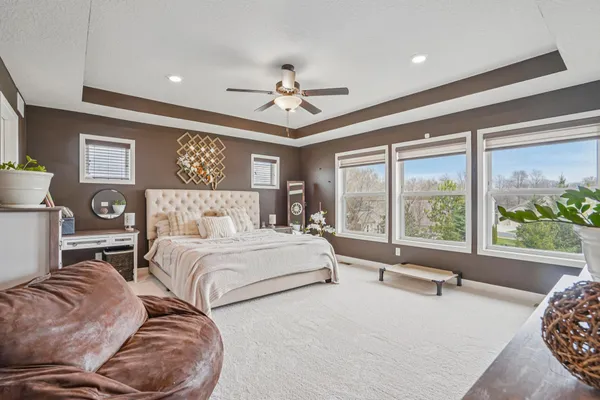 $872,900 | 5928 Pinnacle Circle, Prior Lake, MN 55372