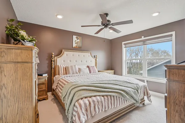 $872,900 | 5928 Pinnacle Circle, Prior Lake, MN 55372