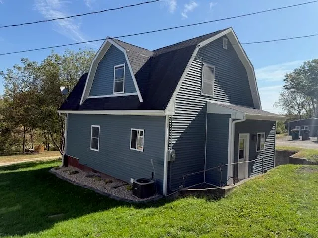 $299,000 | 55 2nd Street, New Glarus, WI 53574