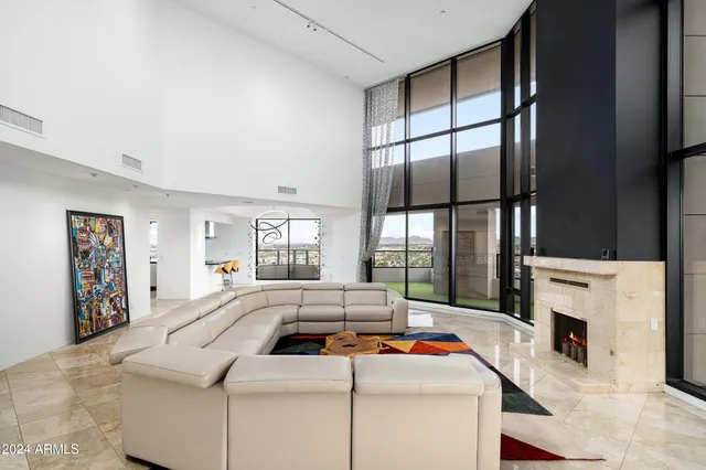 $12,000 | 1040 East Osborn Road, Unit 1902, Phoenix, AZ 85014