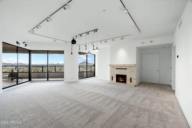 $12,000 | 1040 East Osborn Road, Unit 1902, Phoenix, AZ 85014