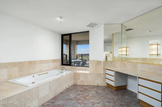 $12,000 | 1040 East Osborn Road, Unit 1902, Phoenix, AZ 85014