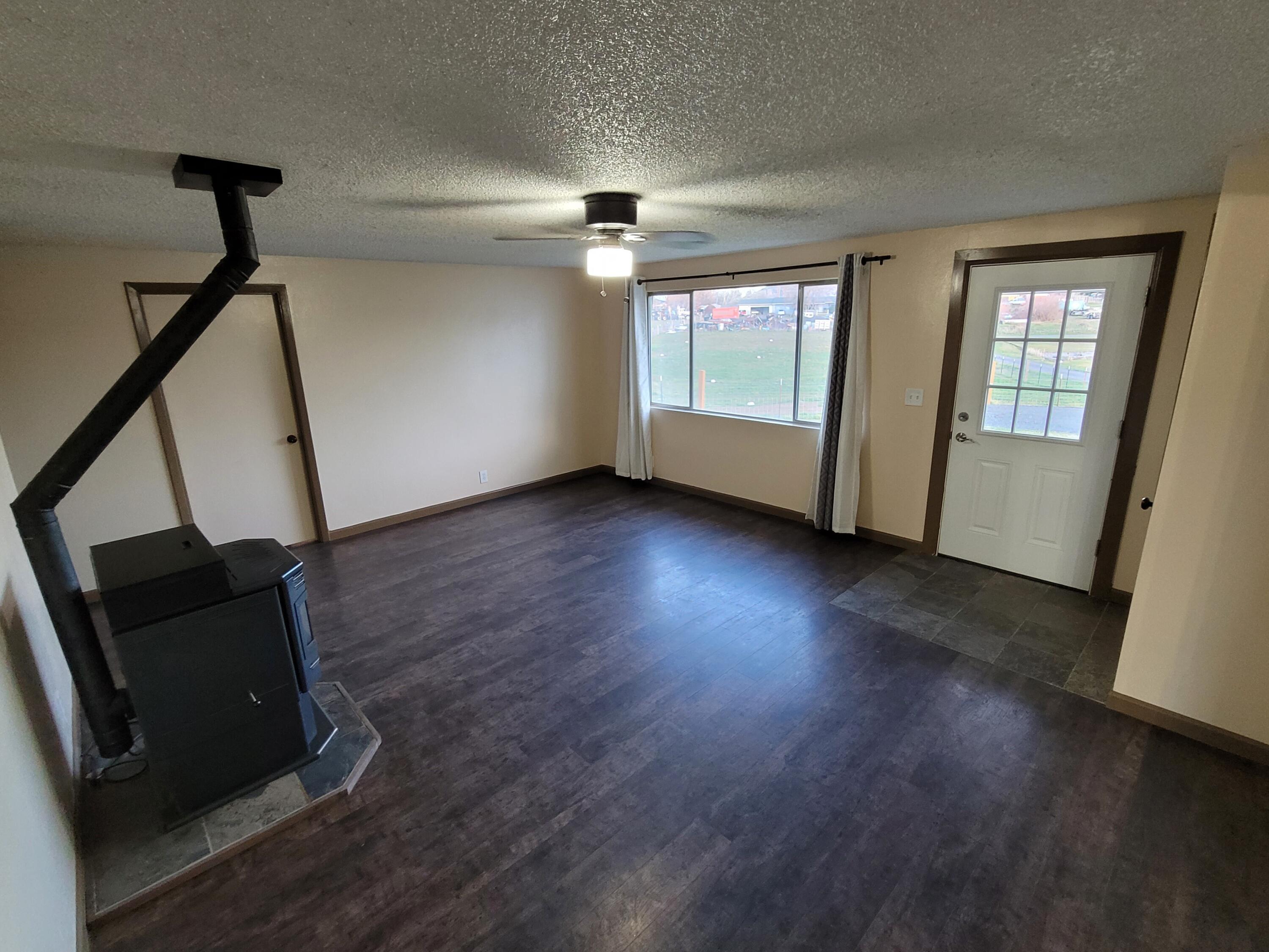 803 Apollo Road Prineville, OR 97754 - Photo 2 of 19 803 NW Apollo Pellet stove