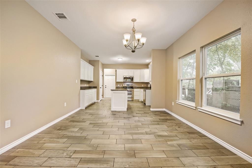 1101 Baird Street Cleburne, TX 76033 - Photo 11 of 27