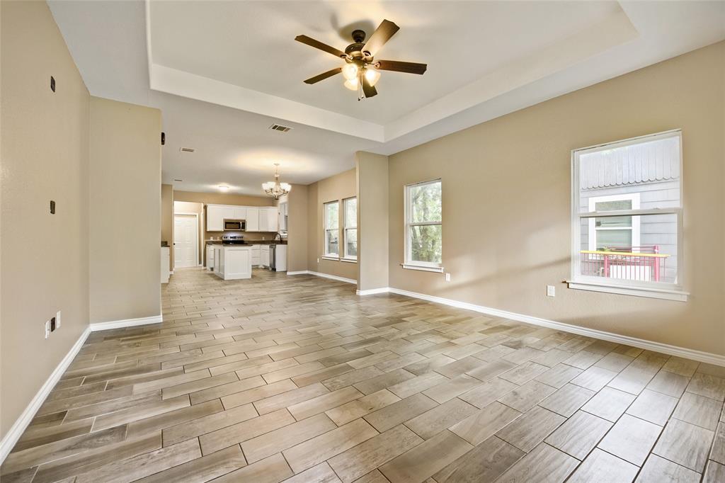 1101 Baird Street Cleburne, TX 76033 - Photo 15 of 27