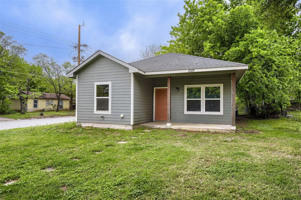 1101 Baird Street Cleburne, TX 76033 - Photo 2 of 27