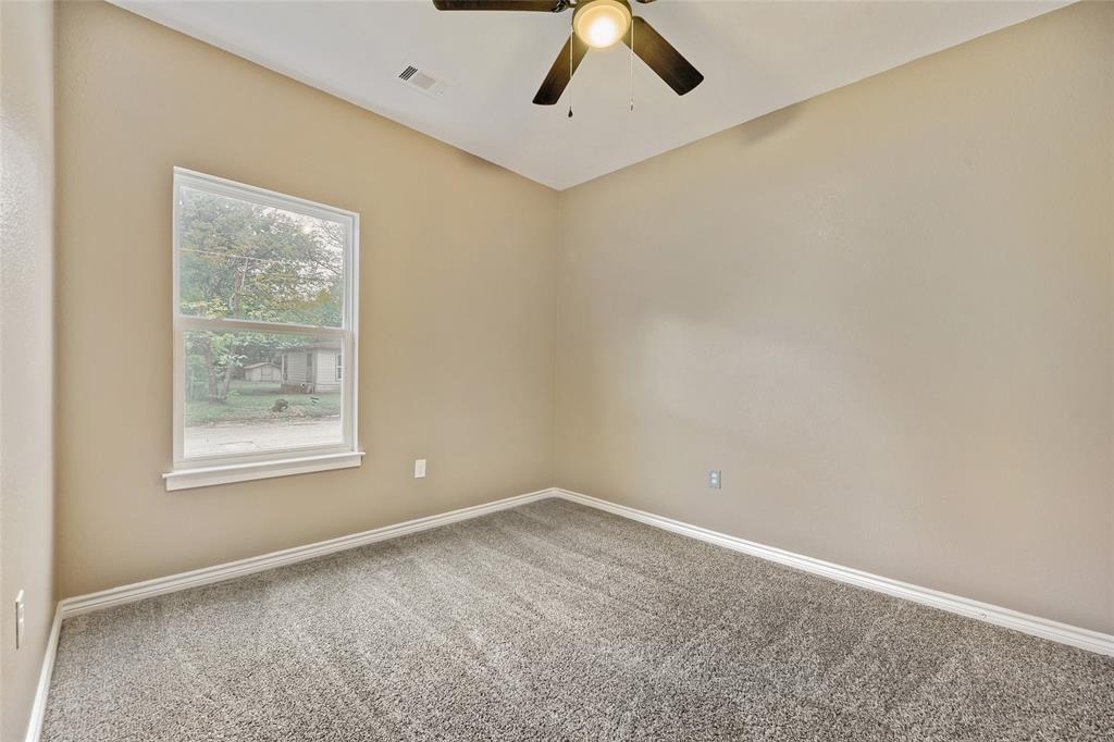 1101 Baird Street Cleburne, TX 76033 - Photo 23 of 27